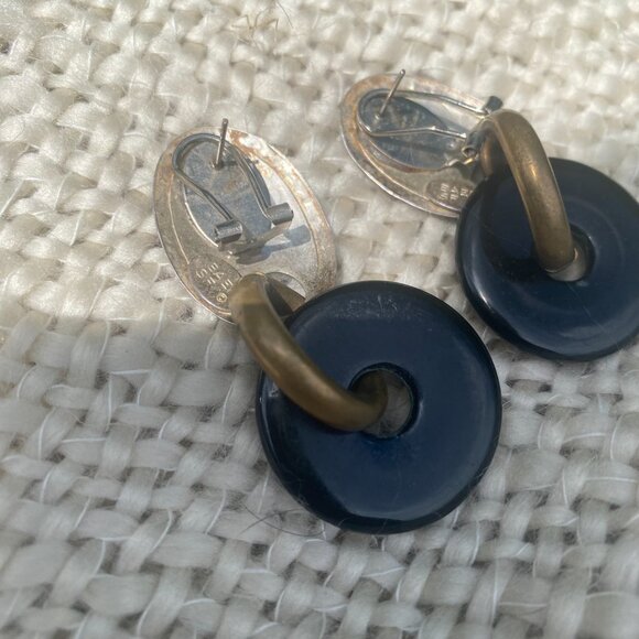 Marjorie Baer SF mixed metal and black lucite modernist pierced omega earrings - Picture 9 of 9